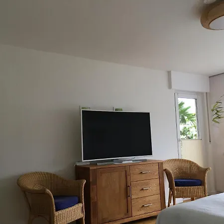 Stadtferienwohnung *